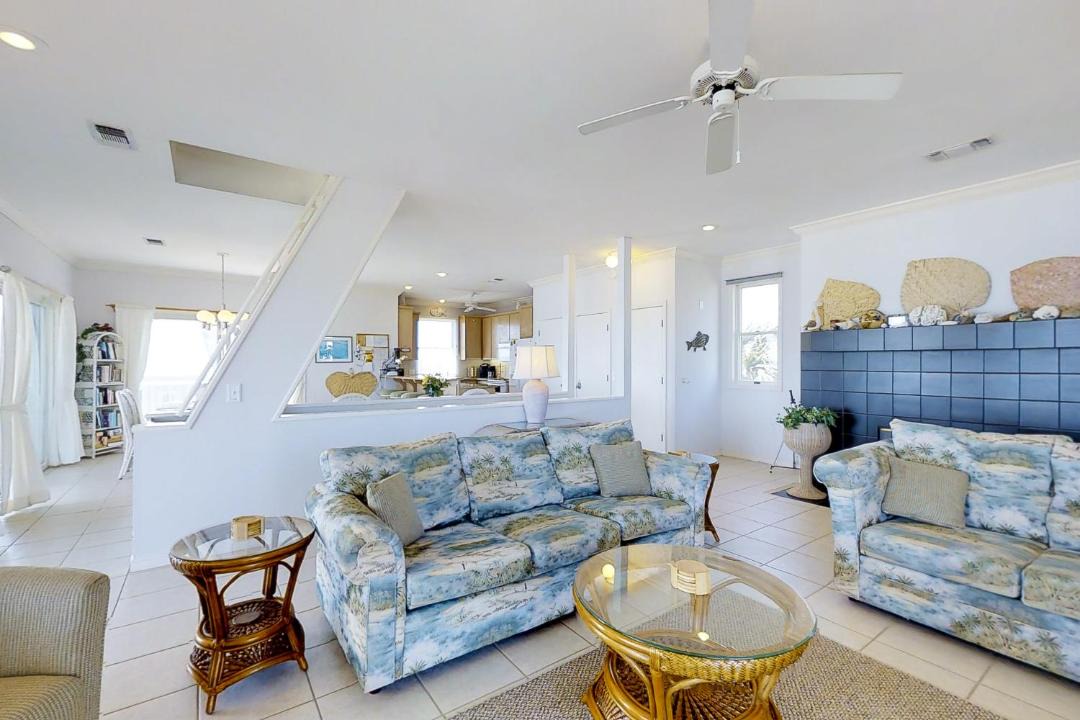 Photo of Livingroom in Treasure Beach Village