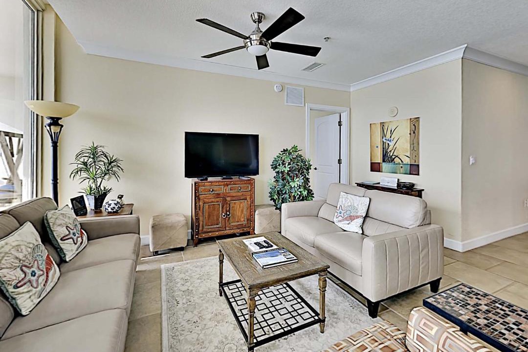 Photo of Livingroom in Pensacola Beach