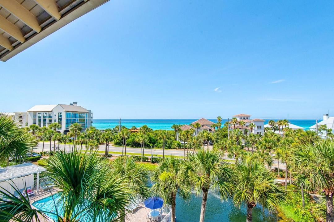 Photo of Patio Balcony in Gulf Place