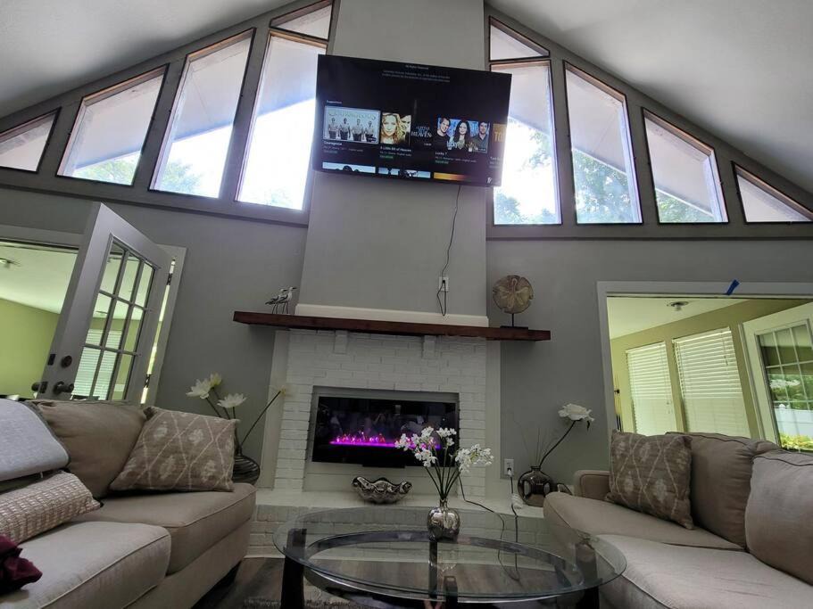 Photo of Livingroom in Fort Walton Beach