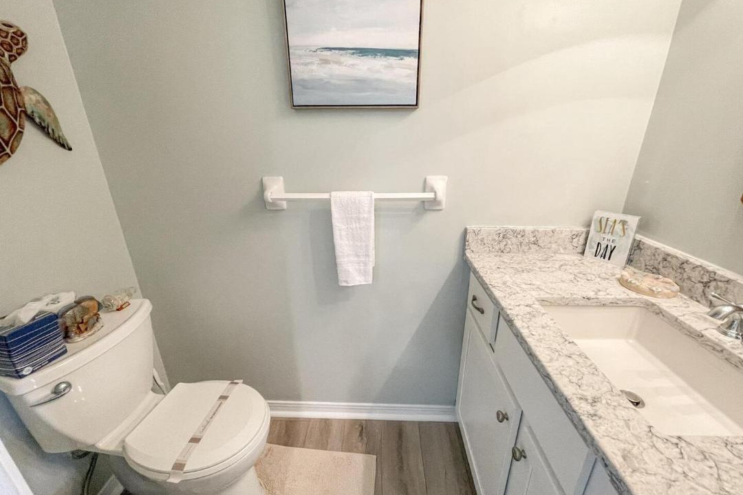 Photo of Bathroom in Dauphin Island