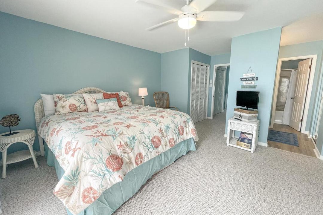 Photo of Bedroom in Dauphin Island