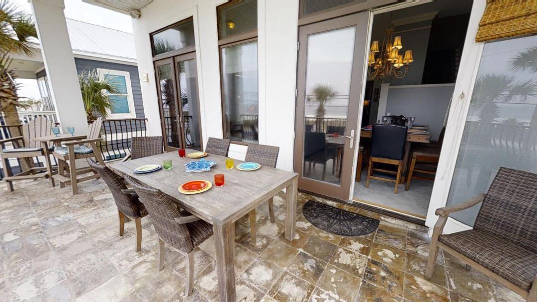 Photo of Patio Balcony in Laguna Beach