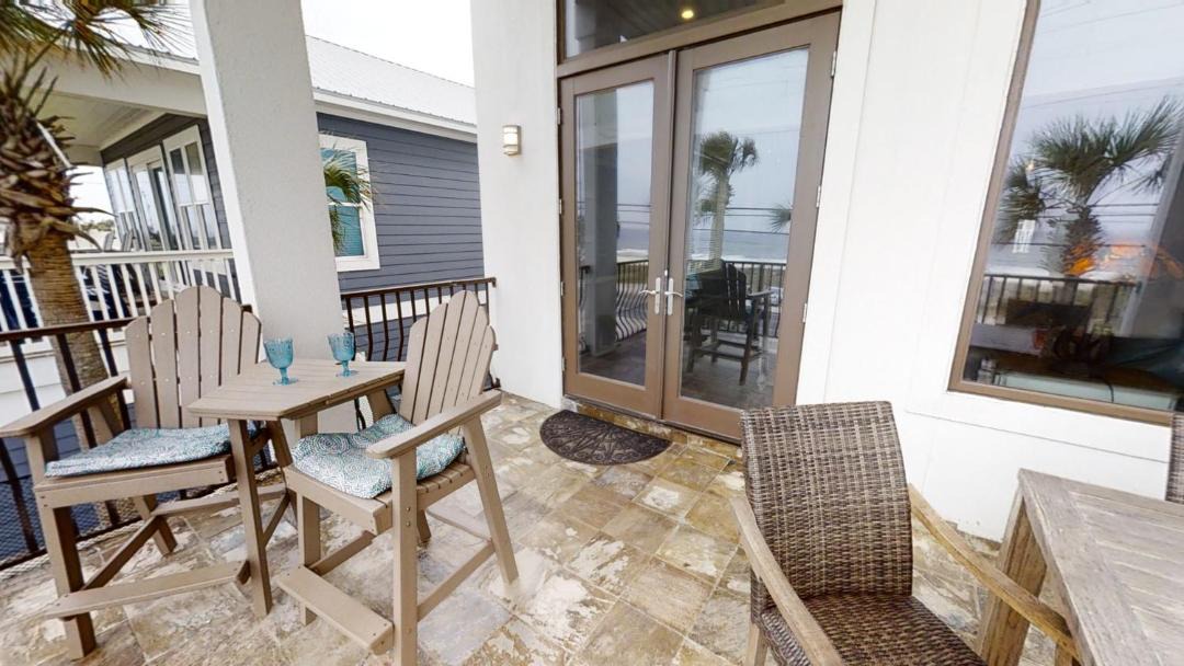 Photo of Patio Balcony in Laguna Beach
