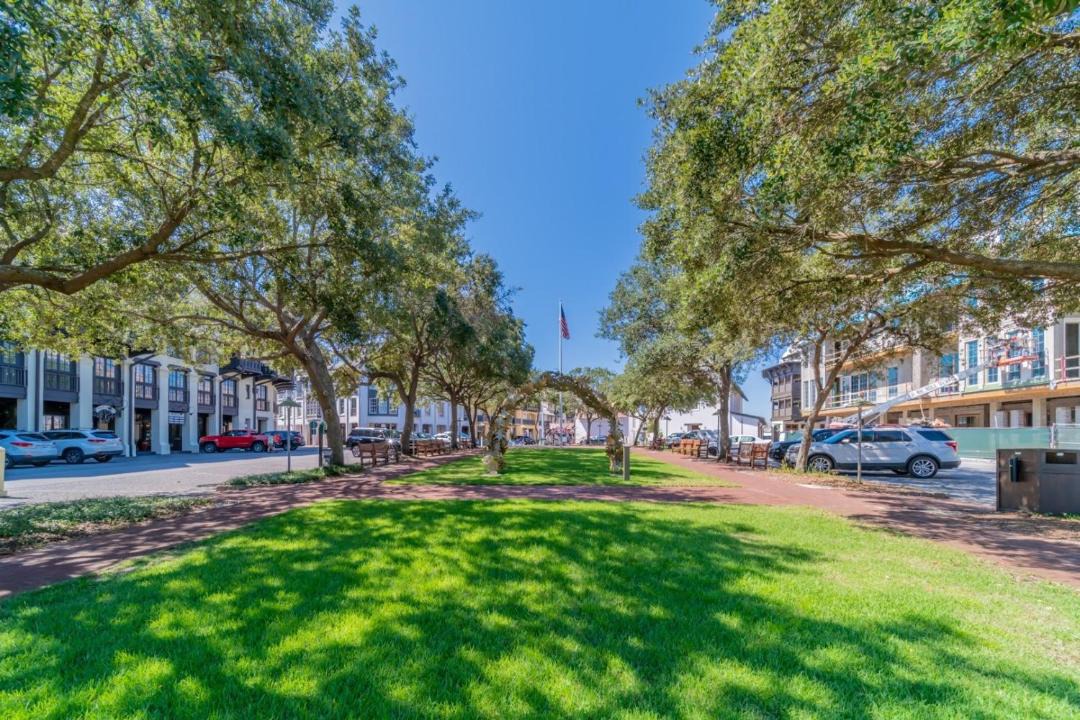 Photo of Others in Rosemary Beach
