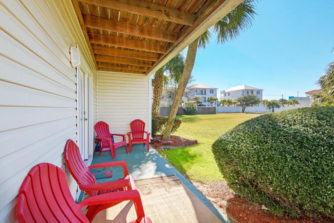 Photo of Patio Balcony in Miramar Beach