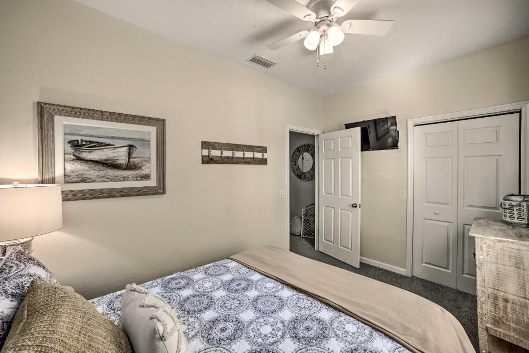 Photo of Bedroom in Mexico Beach