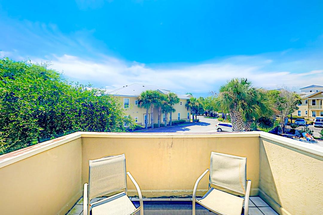 Photo of Patio Balcony in Dune Allen Beach