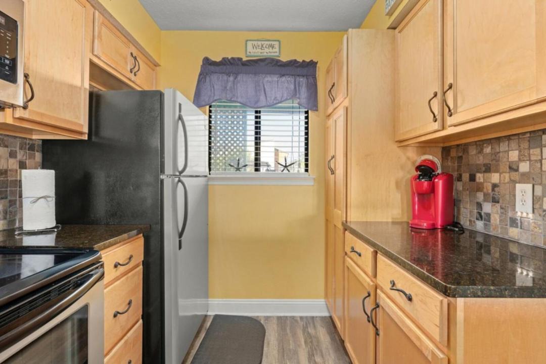 Photo of Kitchen in Gulf Lagoon Beach