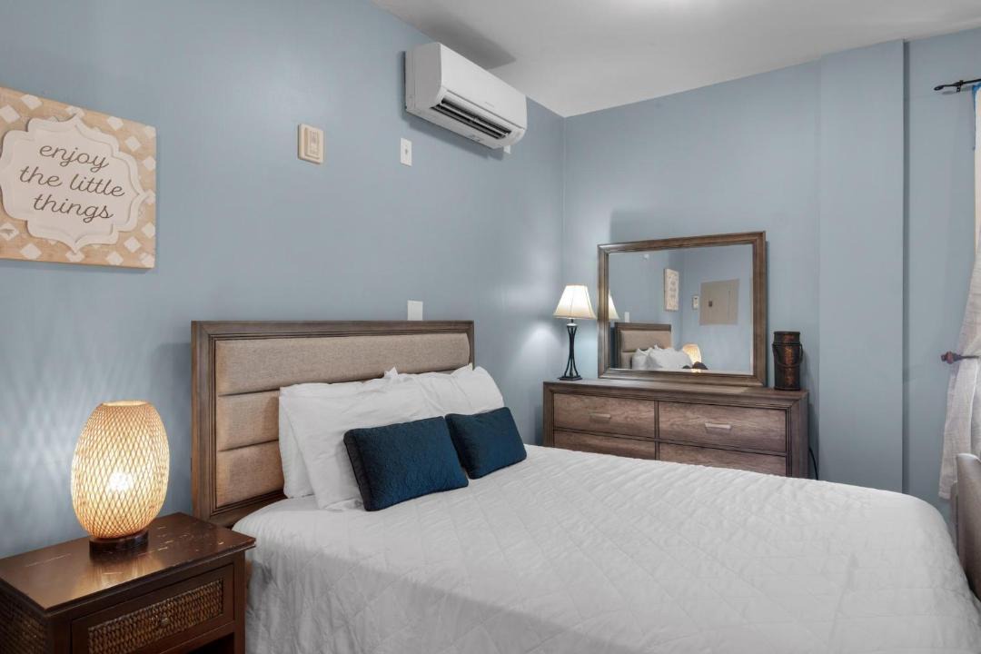 Photo of Bedroom in Seacrest Beach