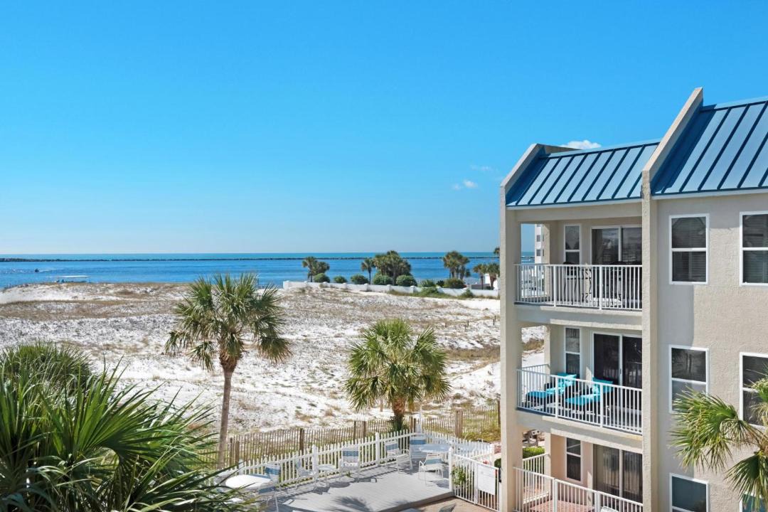 Photo of Patio Balcony in Holiday Isle