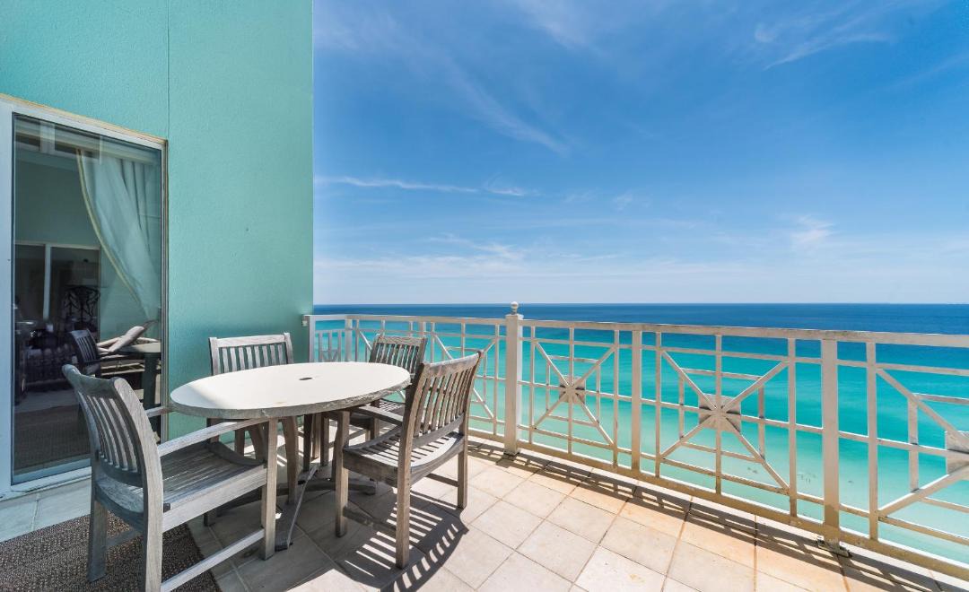 Photo of Patio Balcony in Silver Sands Beach
