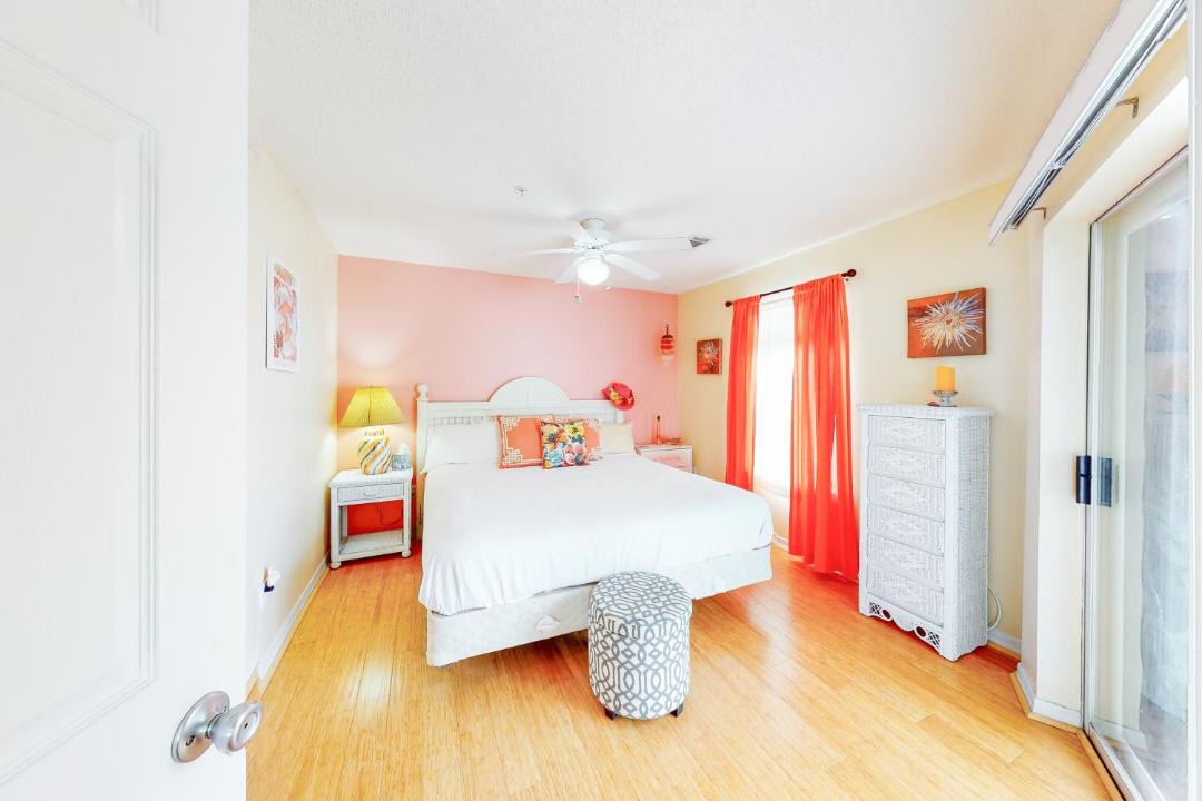 Photo of Bedroom in Navarre Beach