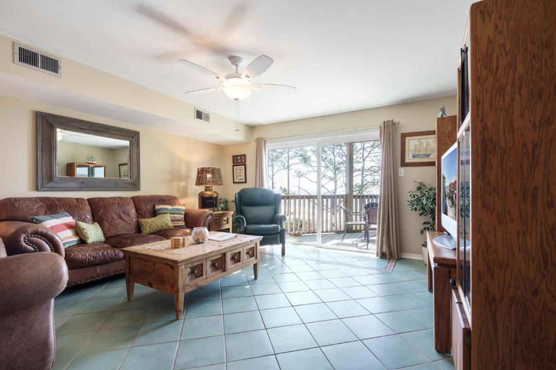 Photo of Livingroom in Dauphin Island