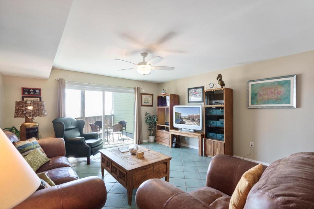 Photo of Livingroom in Dauphin Island