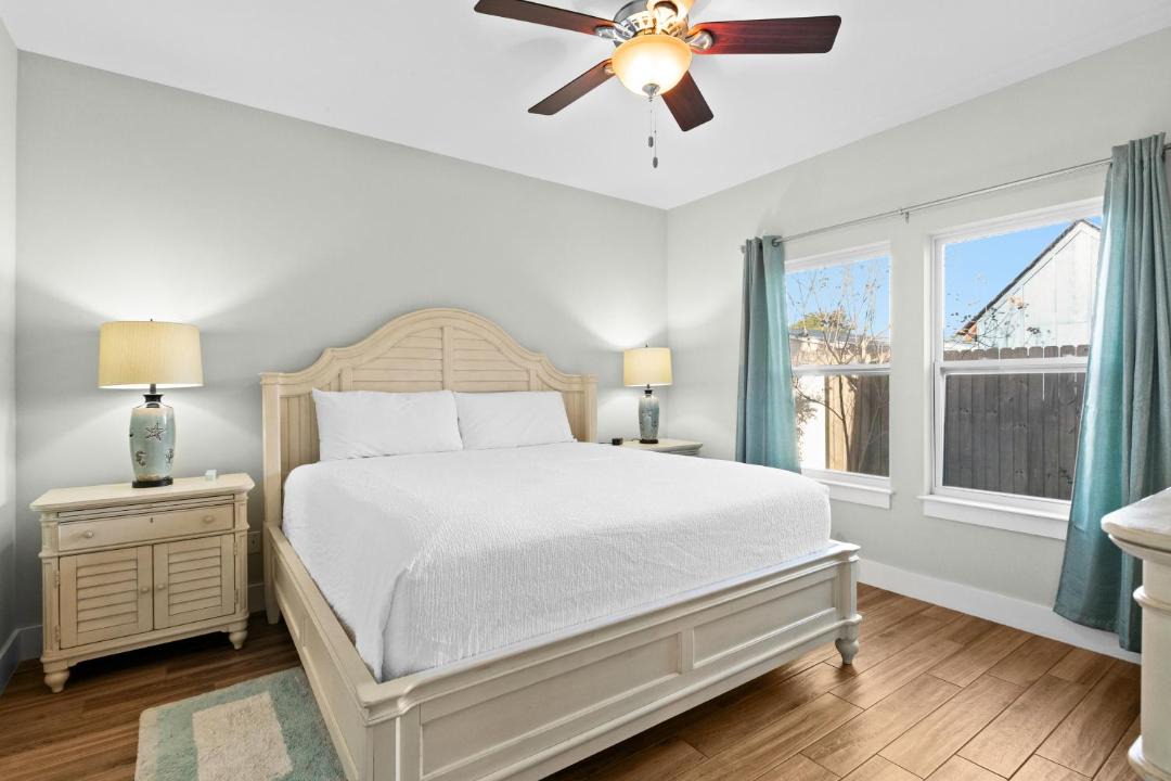 Photo of Others in Laguna Beach Estates