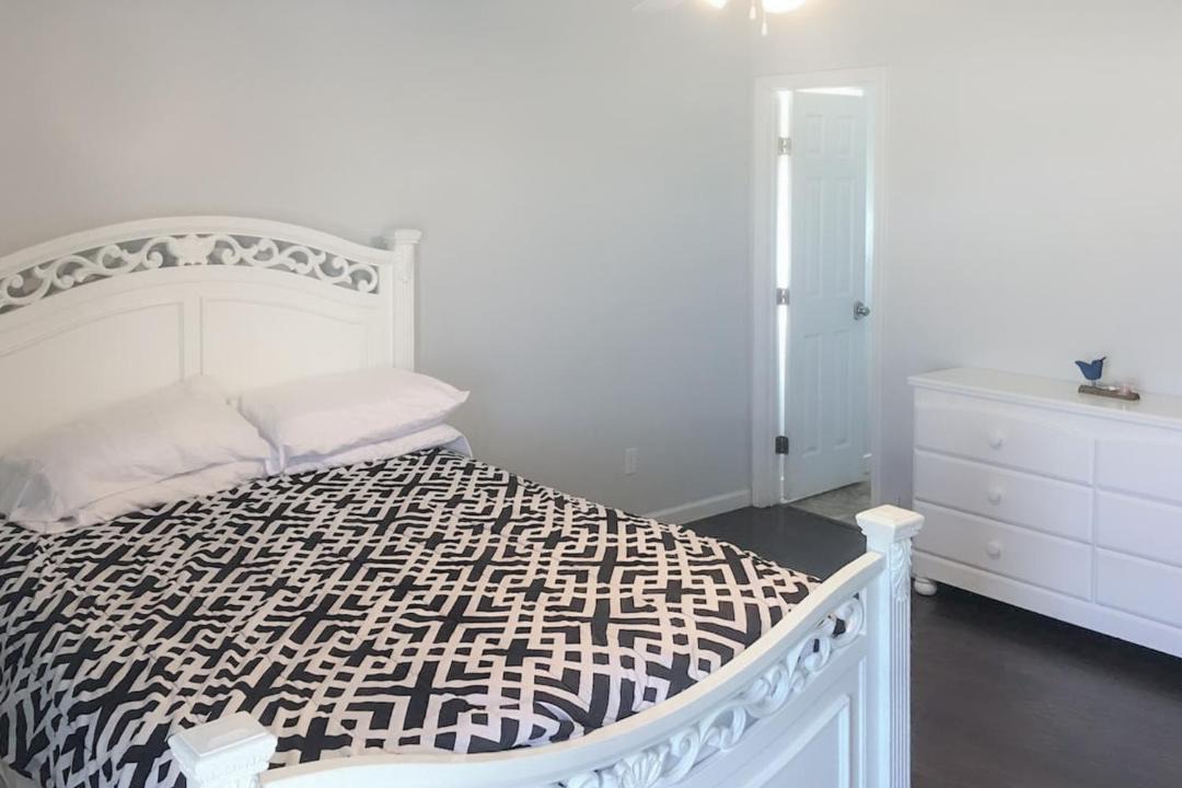 Photo of Bedroom in Holiday Beach