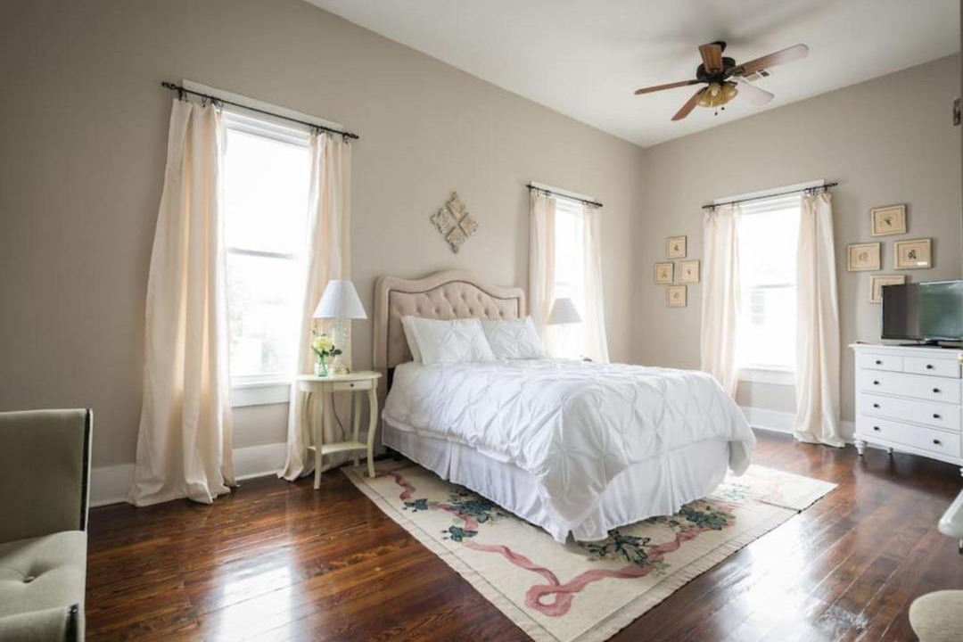 Photo of Bedroom in Downtown