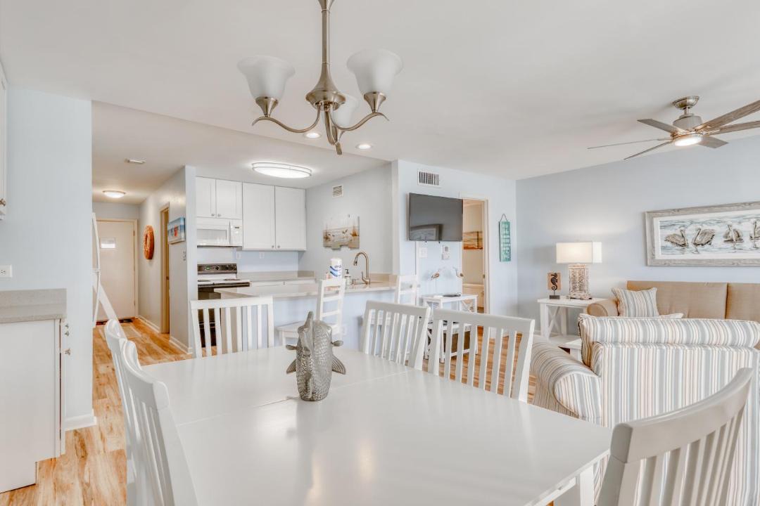 Photo of Kitchen in Fort Bay