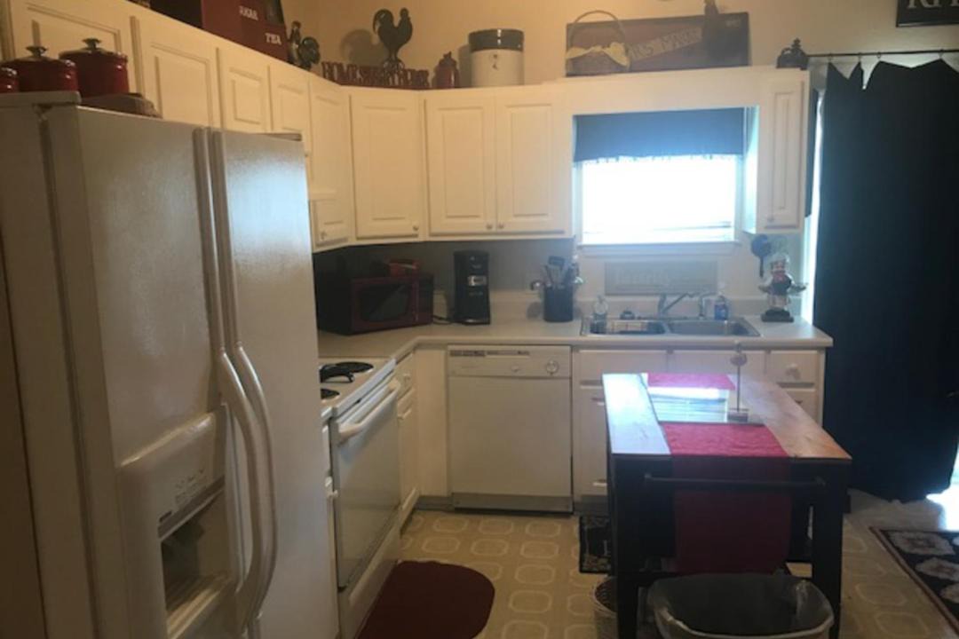 Photo of Kitchen in Biltmore Beach