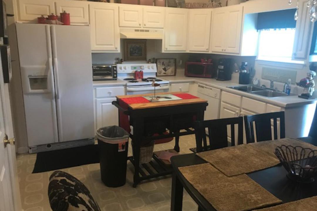 Photo of Kitchen in Biltmore Beach