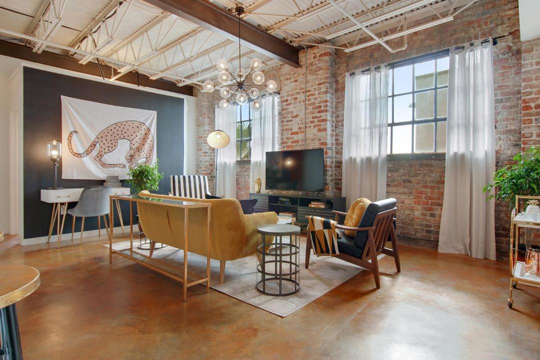Photo of Others in Arts/Warehouse District