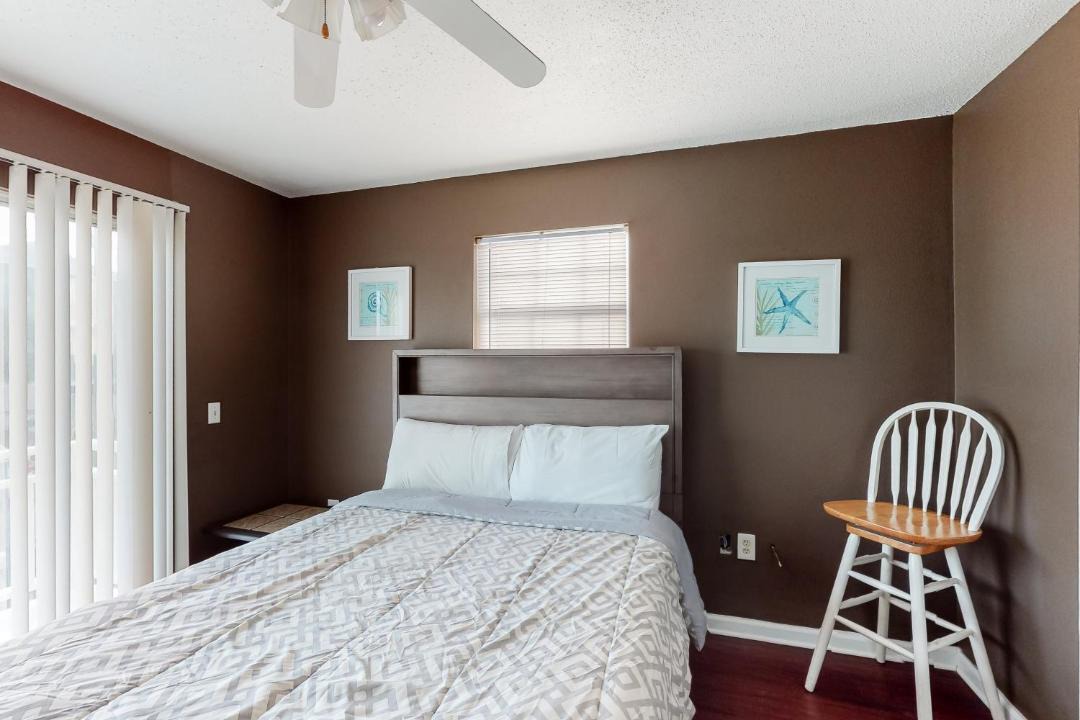 Photo of Bedroom in Holiday Beach