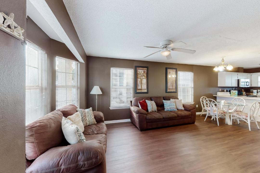 Photo of Livingroom in Holiday Beach