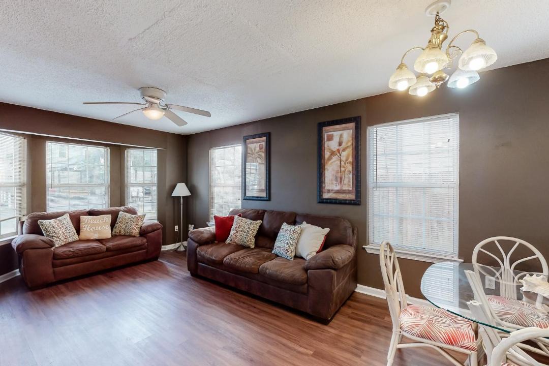 Photo of Livingroom in Holiday Beach