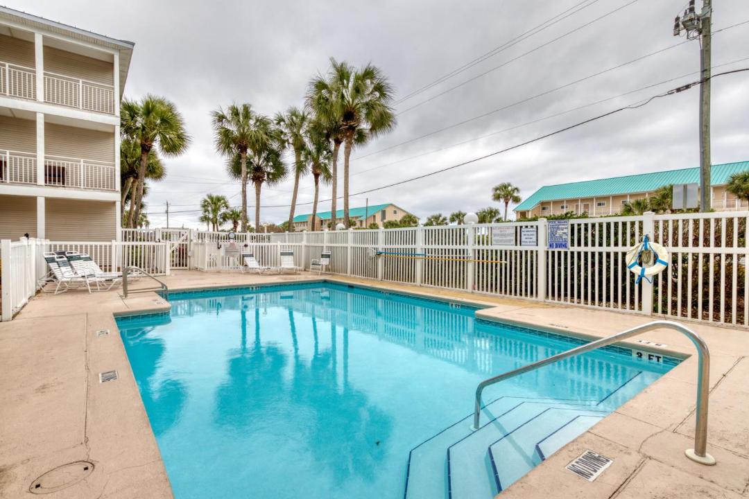 Photo of Patio Balcony in Crystal Beach