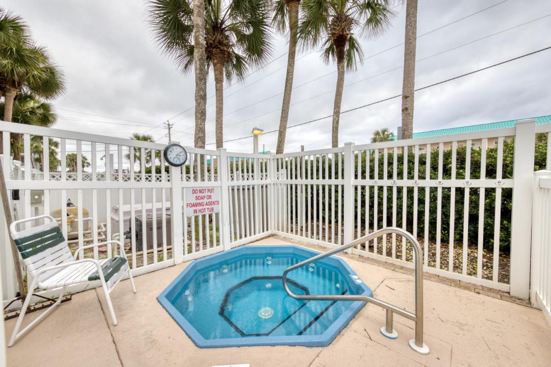 Photo of Patio Balcony in Crystal Beach