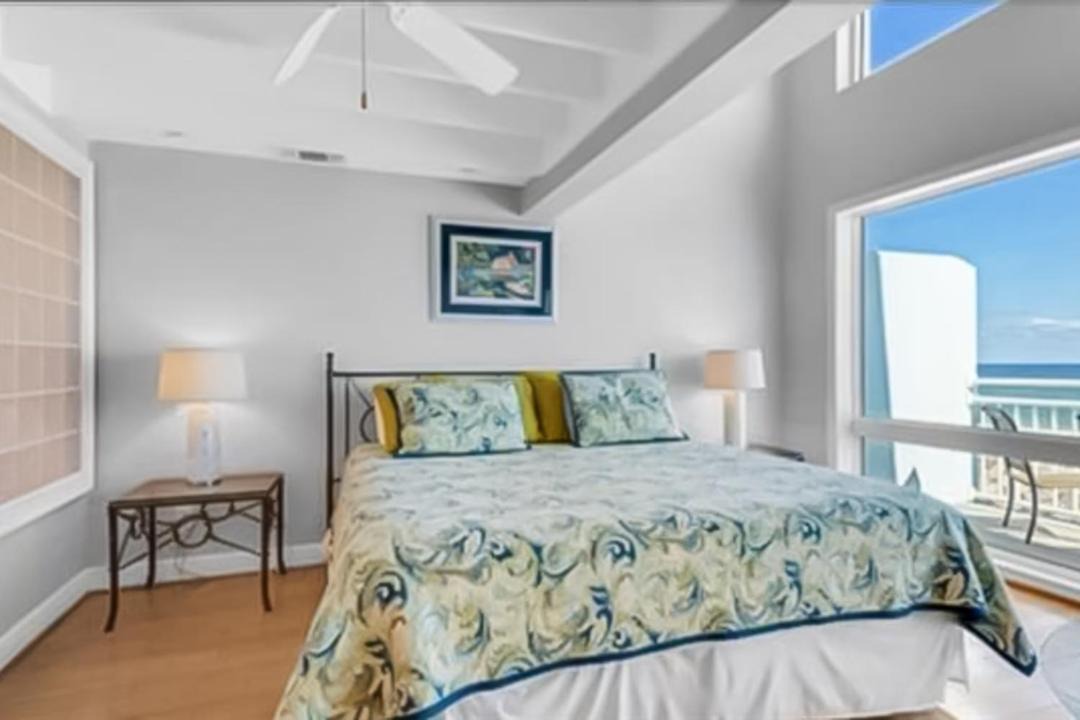 Photo of Bedroom in White Sands