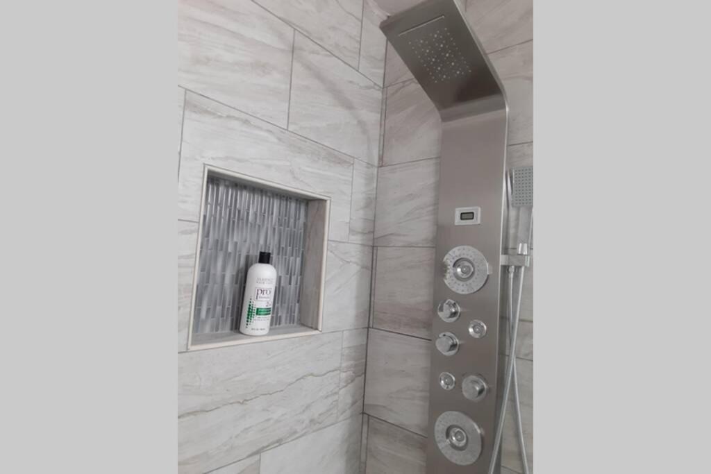 Photo of Bathroom in Gulf Breeze