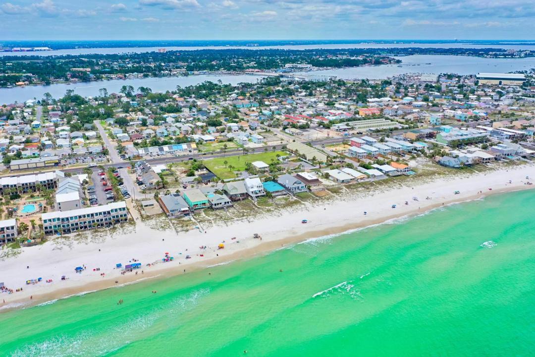 Photo of Others in Biltmore Beach