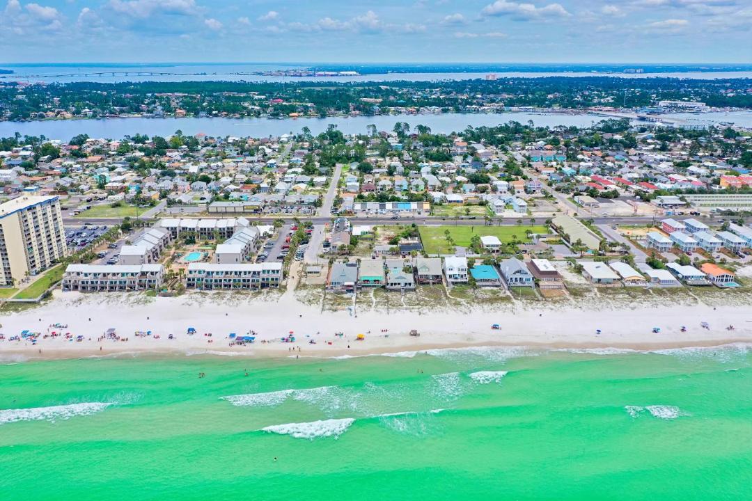 Photo of Others in Biltmore Beach