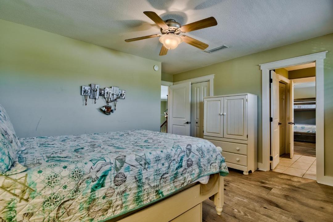 Photo of Bedroom in Miramar Beach