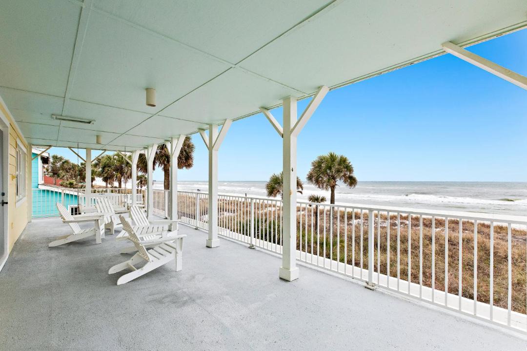 Photo of Patio Balcony in Bahama Beach