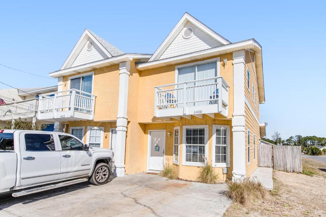 Photo of Buildings in Biltmore Beach