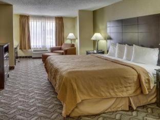 Photo of Bedroom in Broadmoor