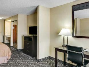 Photo of Bedroom in Broadmoor