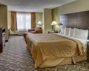 Photo of Bedroom in Broadmoor
