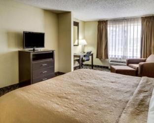 Photo of Bedroom in Broadmoor