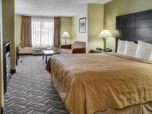 Photo of Bedroom in Broadmoor
