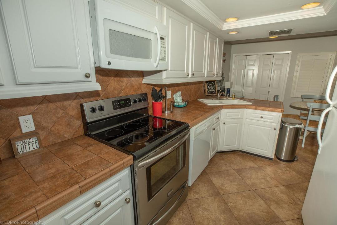 Photo of Kitchen in Holiday Isle