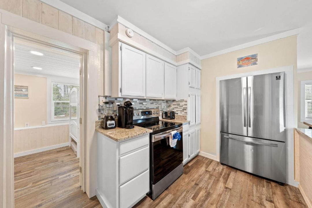 Photo of Kitchen in Bahama Beach