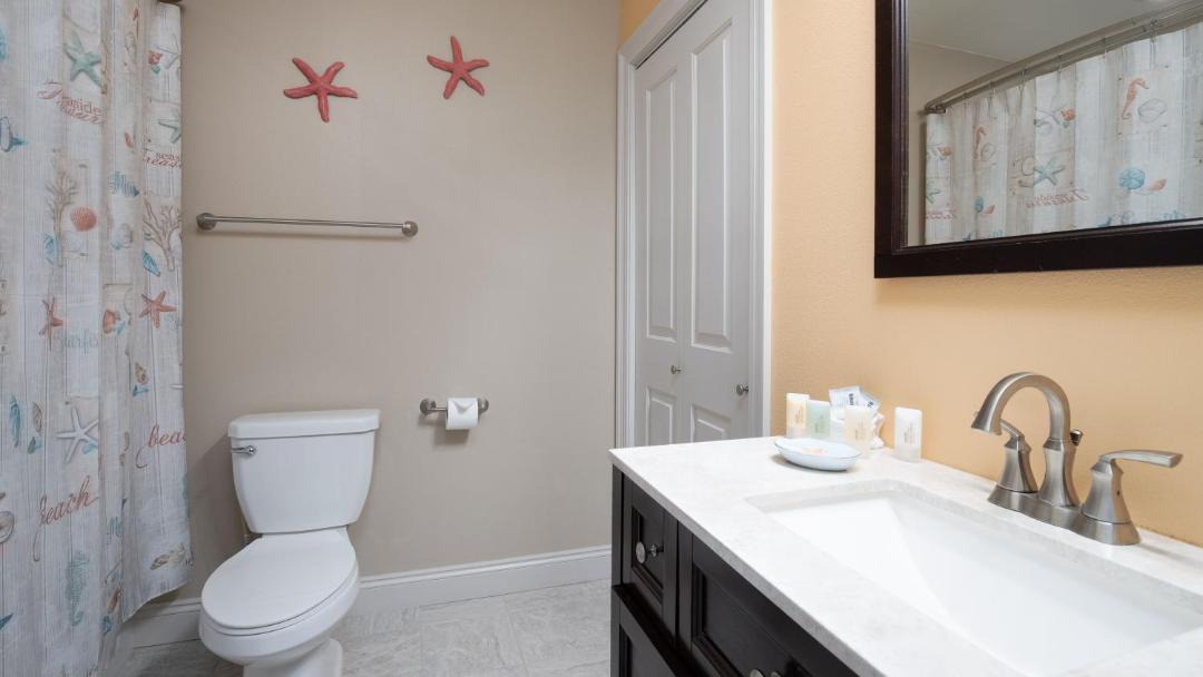 Photo of Bathroom in West Panama City Beach