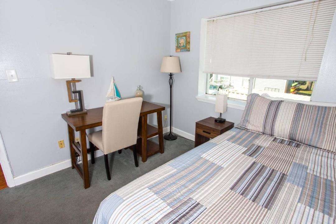 Photo of Bedroom in Shalimar