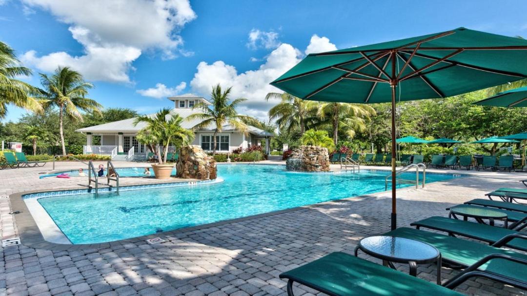 Photo of Outdoor in Naples