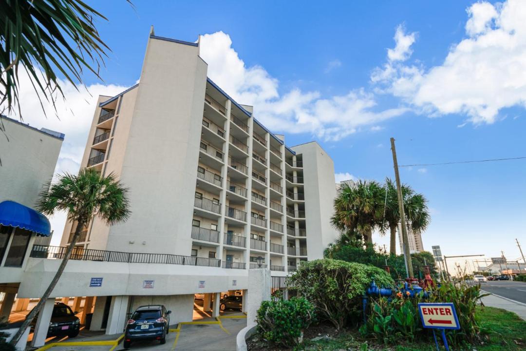 Photo of Buildings in West Panama City Beach