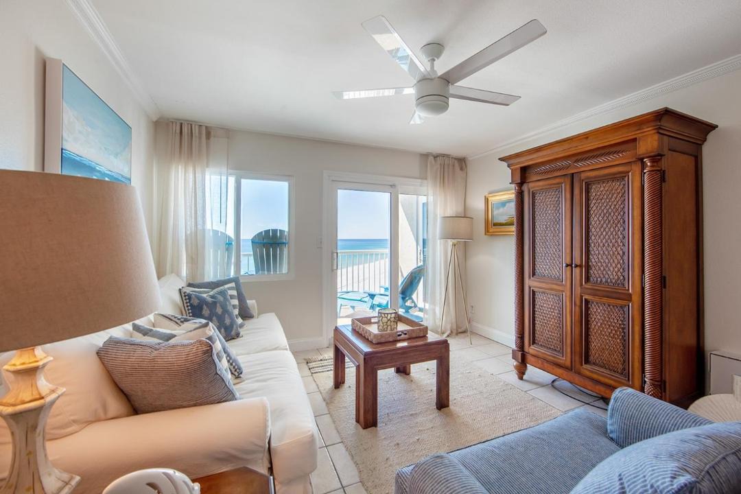 Photo of Livingroom in Holiday Isle